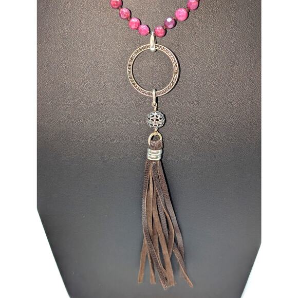 Lucky Brand Boho Wine Crystal Rhinestone Leather Tassel 34"-35.5" Necklace - Picture 5 of 8